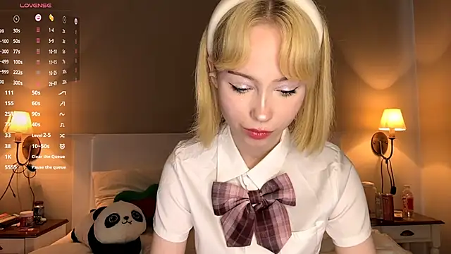 FlowMia online show from September 10, 2025, 9:20 am