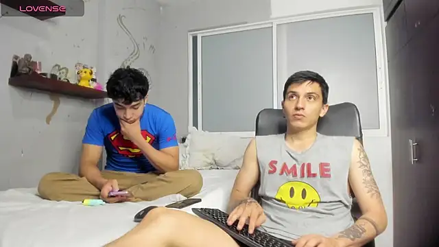 Snapshot of Noxx_starkK chatting on October 13, 2025, 1:49 am Noxx starkK online show from October 13, 2025, 1:49 am