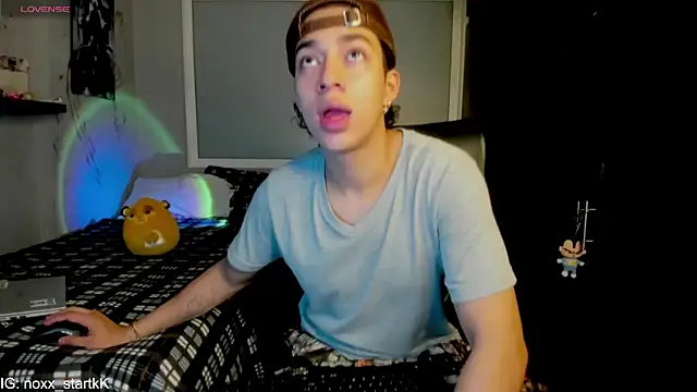 Noxx starkK online show from March 8, 2026, 10:24 pm