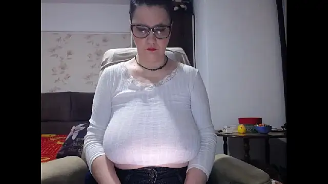 Mary x online show from February 12, 2026, 3:45 am