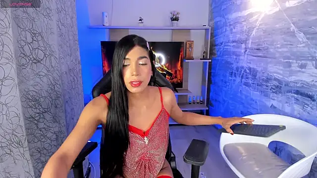 AmbarFoxx  online show from May 5, 2026, 9:56 pm