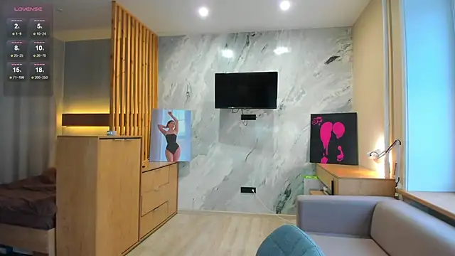 Snapshot of miss_bubbles_ chatting on September 23, 2025, 12:46 am miss bubbles  online show from September 23, 2025, 12:46 am