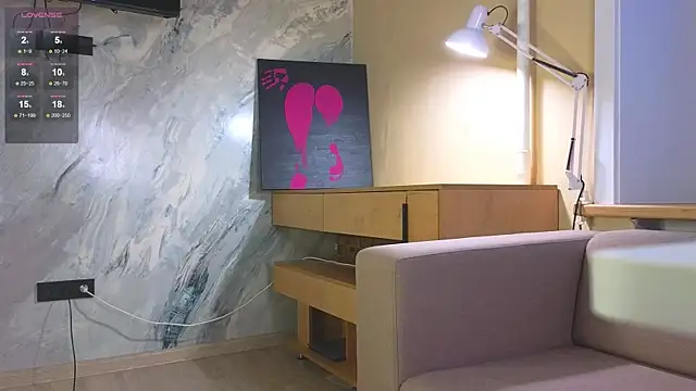 Snapshot of miss_bubbles_ chatting on October 8, 2025, 12:30 am miss bubbles  online show from October 8, 2025, 12:30 am