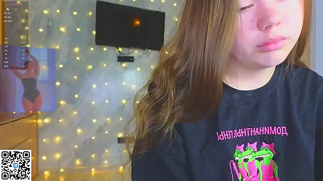 miss bubbles  online show from December 18, 2025, 11:22 pm