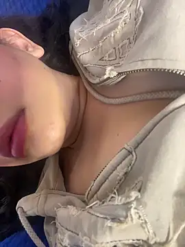 snow doll online show from June 7, 2026, 7:06 pm