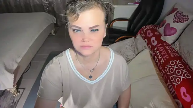 MildMature online show from June 12, 2026, 9:14 pm