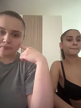 Snapshot of FemmeAffair chatting on March 6, 2026, 11:34 pm FemmeAffair online show from March 6, 2026, 11:34 pm