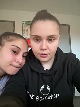 Snapshot of FemmeAffair chatting on March 16, 2026, 5:55 am FemmeAffair online show from March 16, 2026, 5:55 am