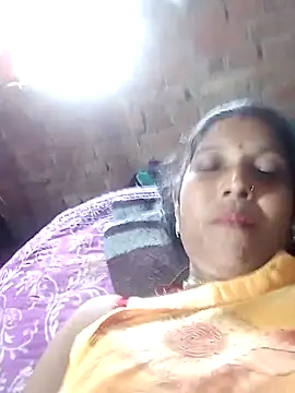 Savita992 online show from October 18, 2025, 6:48 am