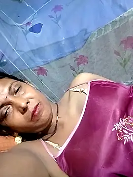 Savita992 online show from May 5, 2026, 9:23 pm