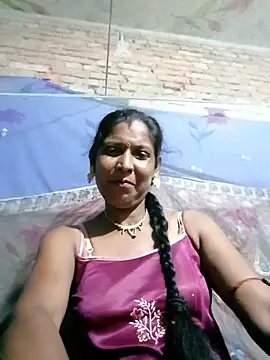Snapshot of Savita992 chatting on June 21, 2026, 3:14 pm Savita992 online show from June 21, 2026, 3:14 pm