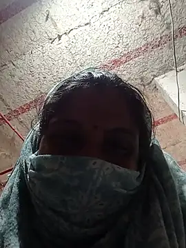 Savita992 online show from August 6, 2026, 7:43 am