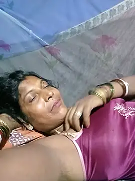 Savita992 online show from August 6, 2026, 9:49 pm