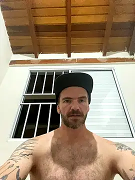 Snapshot of Fefeprazer chatting on October 9, 2025, 6:44 am Fefeprazer online show from October 9, 2025, 6:44 am