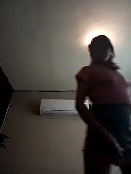 Tuperritahot online show from March 25, 2026, 10:27 pm