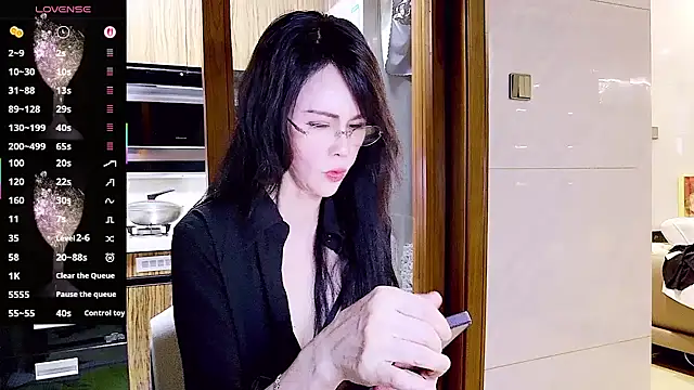 xinxinbabe online show from September 30, 2025, 10:20 am