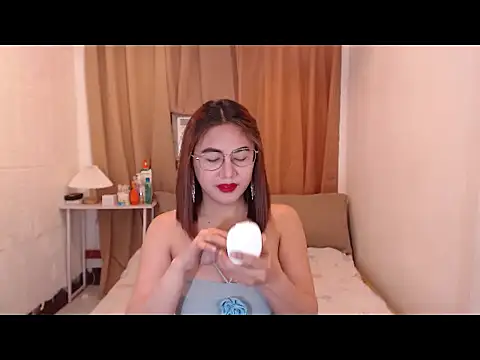 Snapshot of HornyCoupleCum chatting on June 24, 2026, 7:29 am HornyCoupleCum online show from June 24, 2026, 7:29 am