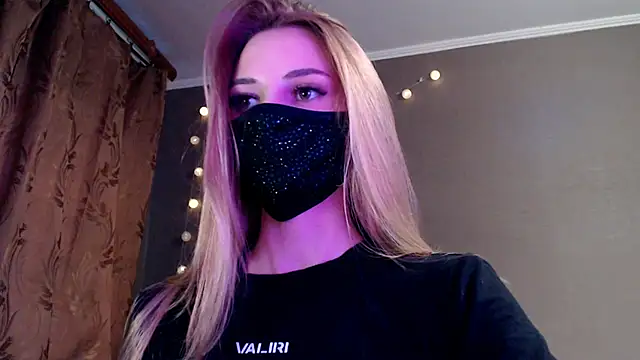 Iris lave online show from May 14, 2026, 5:31 pm
