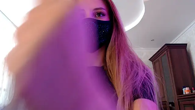 Iris lave online show from June 8, 2026, 3:56 pm