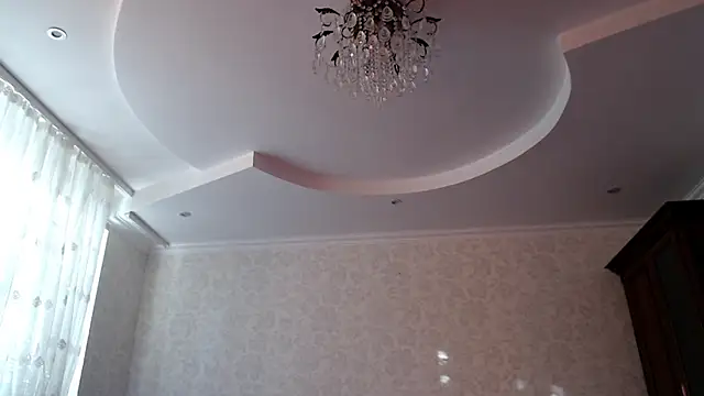 Iris lave online show from June 12, 2026, 4:39 pm