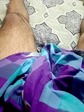 hackyourpussyxh online show from May 13, 2026, 10:01 am