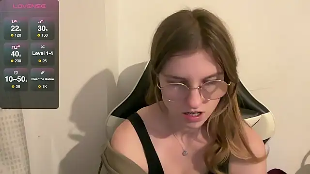 BustyKellyXXX online show from December 21, 2025, 8:49 pm