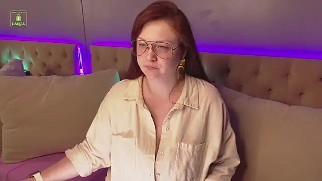 QuincyPines online show from September 11, 2025, 3:45 pm