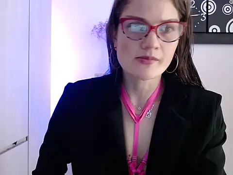 Camila-ventura online show from October 11, 2025, 2:15 pm