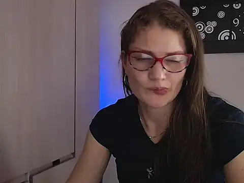 Snapshot of Camila-ventura chatting on November 6, 2025, 7:37 pm Camila-ventura online show from November 6, 2025, 7:37 pm