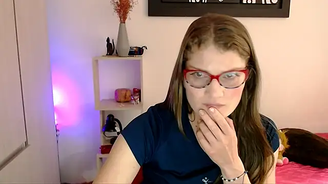 Snapshot of Camila-ventura chatting on January 10, 2026, 10:14 pm Camila-ventura online show from January 10, 2026, 10:14 pm