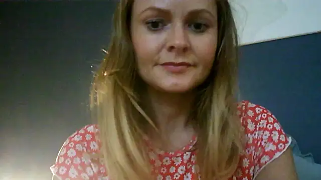 Ginger-bb online show from September 14, 2025, 1:21 pm