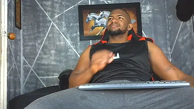 big blackmen19 online show from May 11, 2026, 1:28 pm