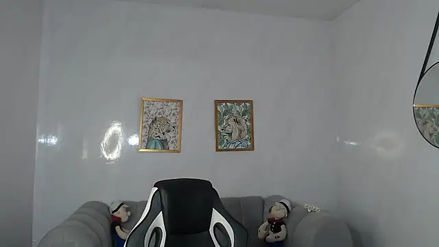 Snapshot of _Mia_sweet_b chatting on September 18, 2025, 12:51 pm  Mia sweet b online show from September 18, 2025, 12:51 pm