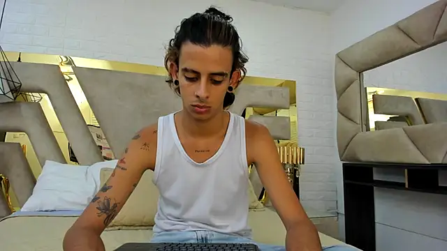 Snapshot of Ibratxandy chatting on September 24, 2025, 7:28 pm Ibratxandy online show from September 24, 2025, 7:28 pm