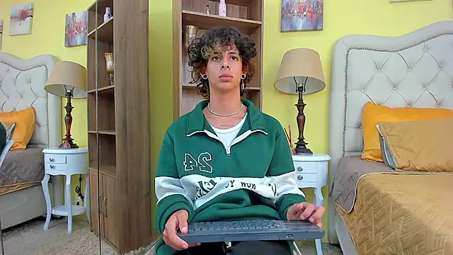 Snapshot of Ibratxandy chatting on October 14, 2025, 7:14 pm Ibratxandy online show from October 14, 2025, 7:14 pm