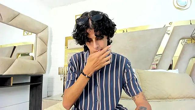 Snapshot of Ibratxandy chatting on October 31, 2025, 1:34 pm Ibratxandy online show from October 31, 2025, 1:34 pm