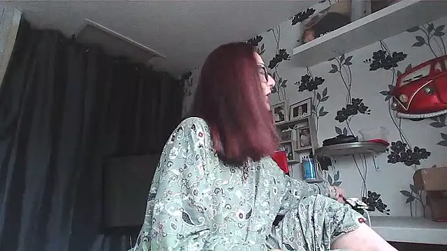 Mistress-Ivy51 online show from May 5, 2026, 4:53 am