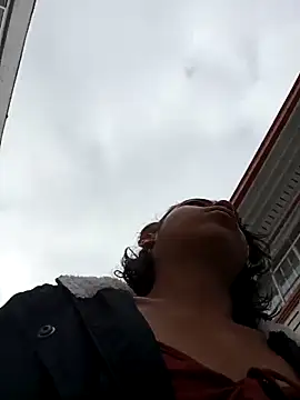 Snapshot of Tendercouple1 chatting on October 1, 2025, 1:50 pm Tendercouple1 online show from October 1, 2025, 1:50 pm