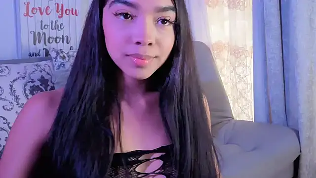 pocahontamoon online show from June 25, 2026, 3:49 pm