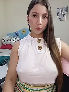 Snapshot of Arianna_Moss chatting on May 16, 2026, 11:36 pm Arianna Moss online show from May 16, 2026, 11:36 pm