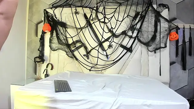 PeterBowel online show from October 15, 2025, 2:22 am