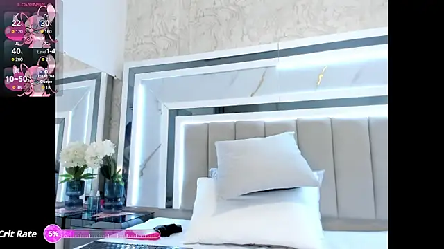 Snapshot of melodycharlotte chatting on September 19, 2025, 11:11 am melodycharlotte online show from September 19, 2025, 11:11 am