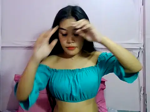 Snapshot of YourWildestDoll chatting on April 21, 2026, 2:26 am YourWildestDoll online show from April 21, 2026, 2:26 am