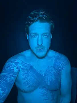 Snapshot of CloudyKingG chatting on March 9, 2026, 5:50 pm CloudyKingG online show from March 9, 2026, 5:50 pm