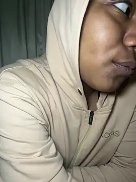 chocolatito-ho online show from March 7, 2026, 3:36 am