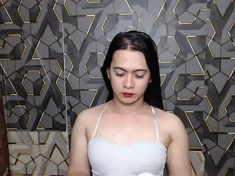 ur asianpretty online show from June 18, 2026, 10:14 pm