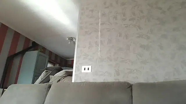 Snapshot of cazzoweb chatting on November 11, 2025, 12:16 pm cazzoweb online show from November 11, 2025, 12:16 pm