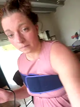 coquineronde online show from October 22, 2025, 9:31 am