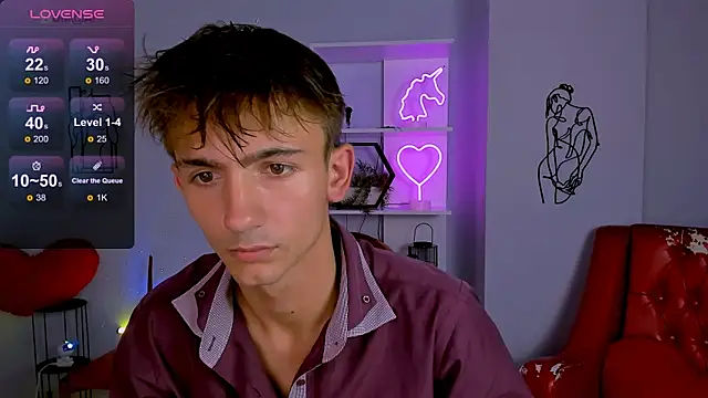 tobi yours online show from September 8, 2025, 7:24 pm