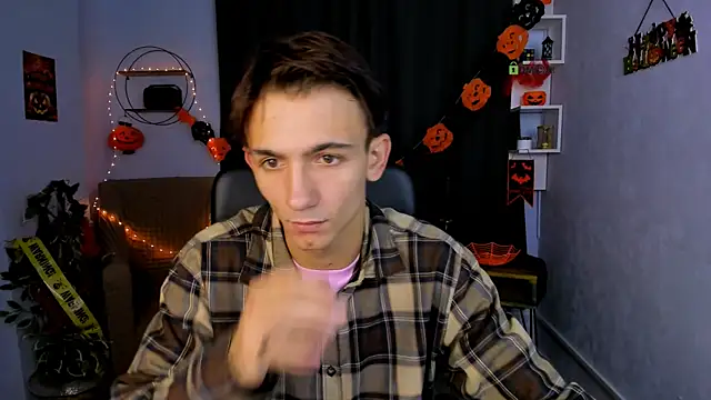 tobi yours online show from October 20, 2025, 12:27 pm